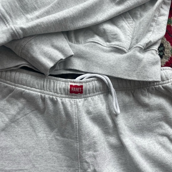 Hanes Light Gray Women's Soft Full Zip-Up Hoodie and Pants - Picture 2 of 4